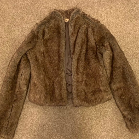 Hollister faux-fur jacket with lining - M - Picture 2 of 3